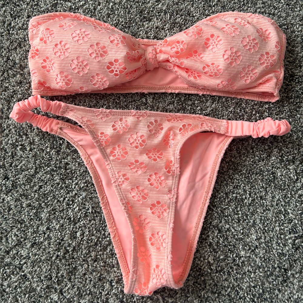 Pink floral bikini set